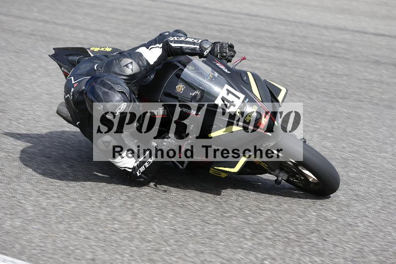 Archiv-2025/53 16.09.2025 Track Day Domi Aegerter ADR/Gruppe rot/41